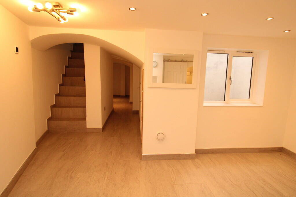 Additional image 9 of 49 Lee Crescent