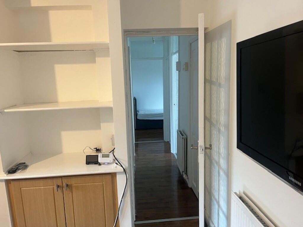 Additional image 4 of 4 , Broadfield Walk