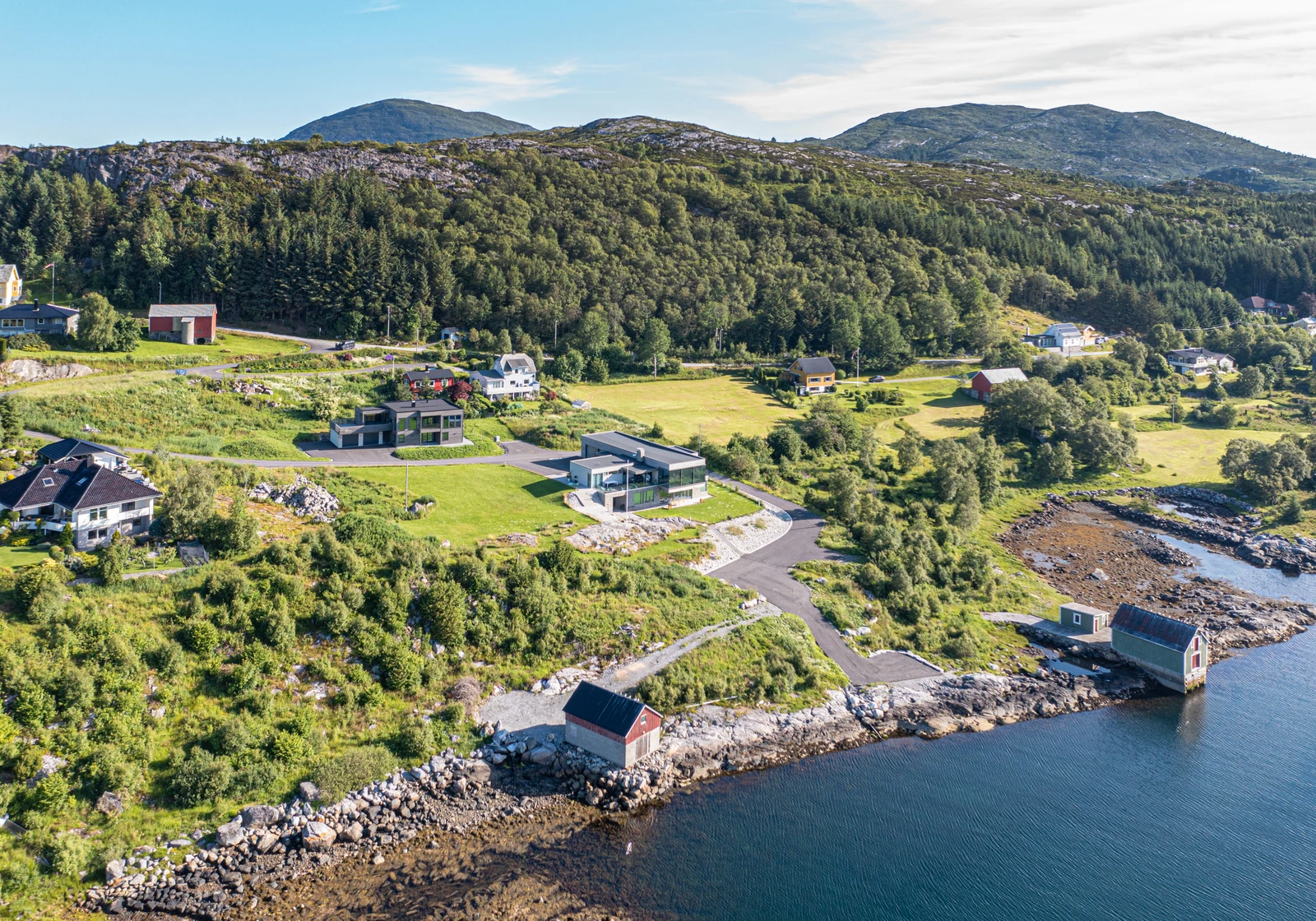 Additional image 2 of Frøystadvågvegen, 6095 Bølandet