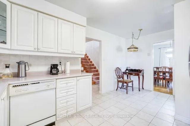 Additional image 18 of 1 Prince Hal Cres