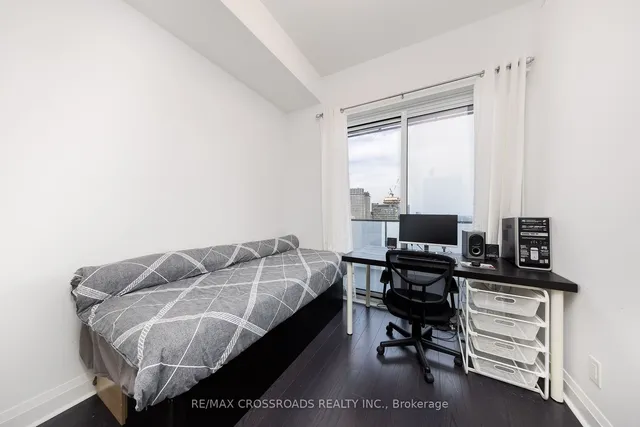 Additional image 17 of 1080 Bay St Unit 4509