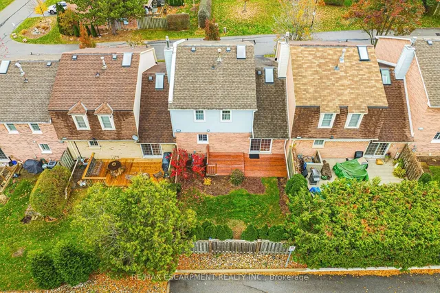 Additional image 32 of 105 WILSON St Unit 17