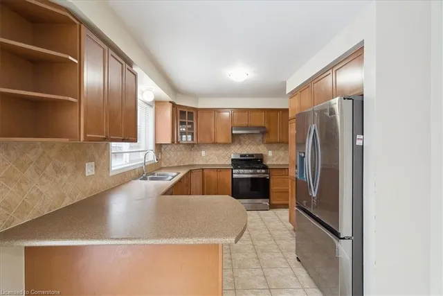 Additional image 10 of 820 Speck Cross