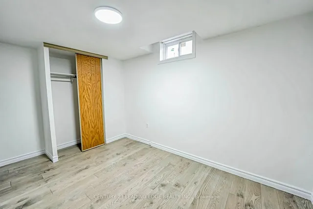 Additional image 5 of 6 Rangeley Dr