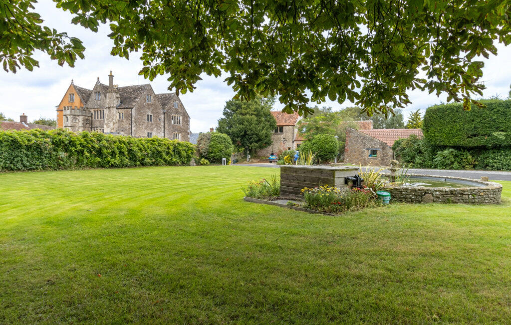 Additional image 11 of Beckington Castle, 17 Castle Corner, Beckington, Frome, BA11 6TA