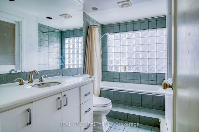 Additional image 26 of 129 Imperial St