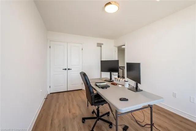 Additional image 35 of 370 Stonehenge Dr Unit 19