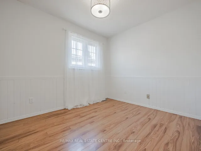 Additional image 21 of 28 Huntley Crt