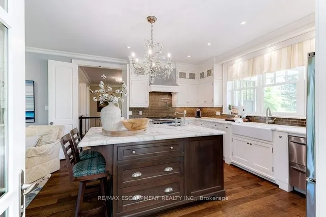 Additional image 11 of 183 Mill St