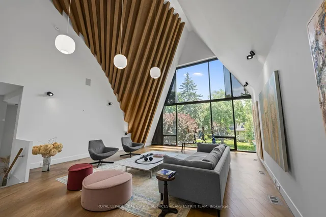 Additional image 23 of 108 Stratford Cres