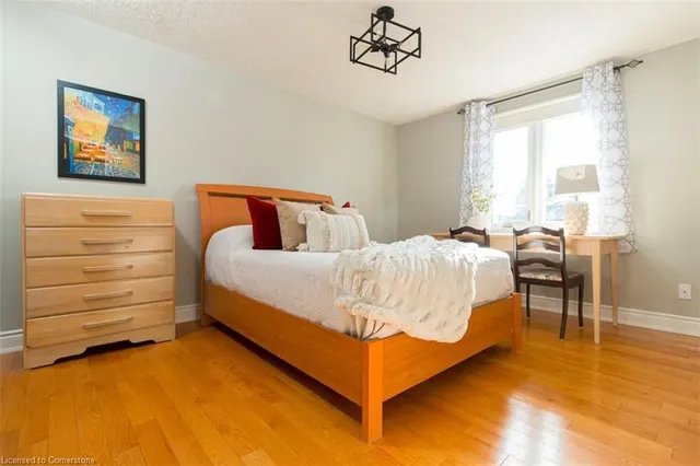 Additional image 27 of 12 Larkspur Cres