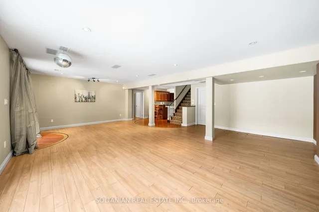 Additional image 31 of 11 Tudor Gate