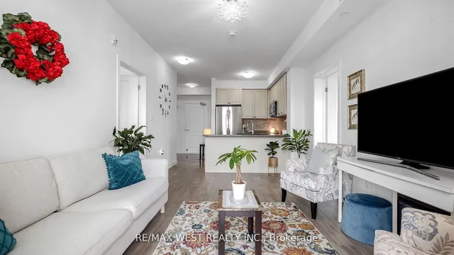 Additional image 25 of 101 Shoreview Pl Unit 131