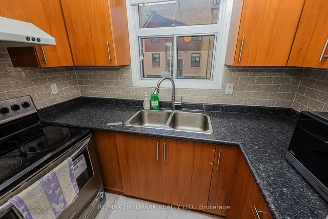 Additional image 11 of 275 Broadview Ave Unit 67