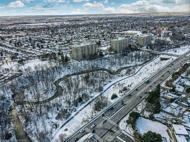 Additional image 45 of 320 Mill St Unit 606