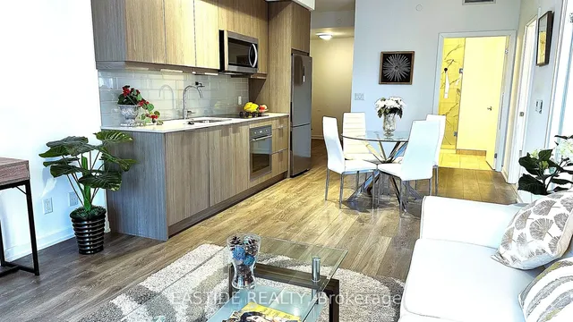 Additional image 10 of 36 Forest Manor Rd Unit 1010