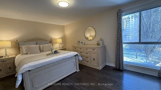 Additional image 22 of 29 Laurie Shepway