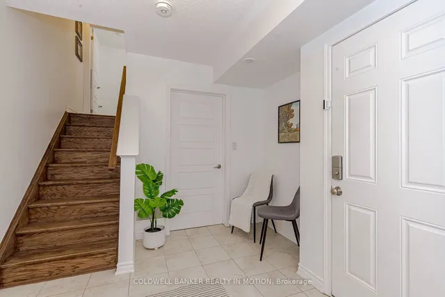 Additional image 7 of 1151 Duignan Cres