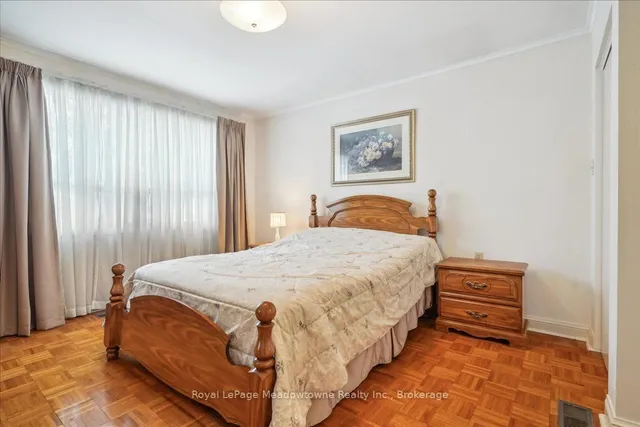 Additional image 23 of 21 Shaver Ave