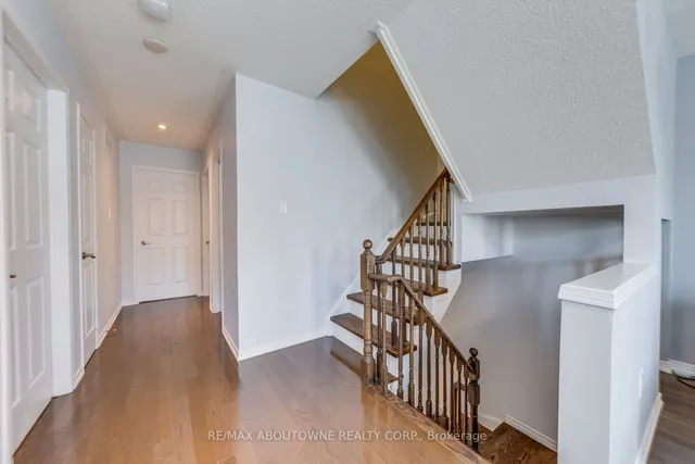 Additional image 26 of 261 Gatwick Dr