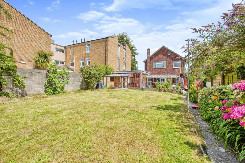 Additional image 2 of Sunningdale Road, Yeovil, BA21