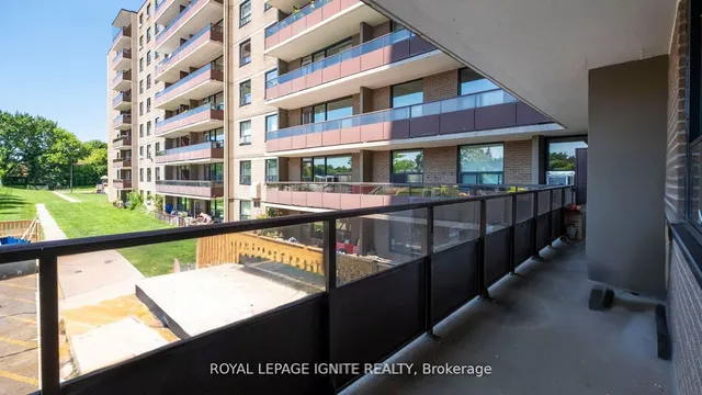 Additional image 19 of 180 Markham Rd Unit 201