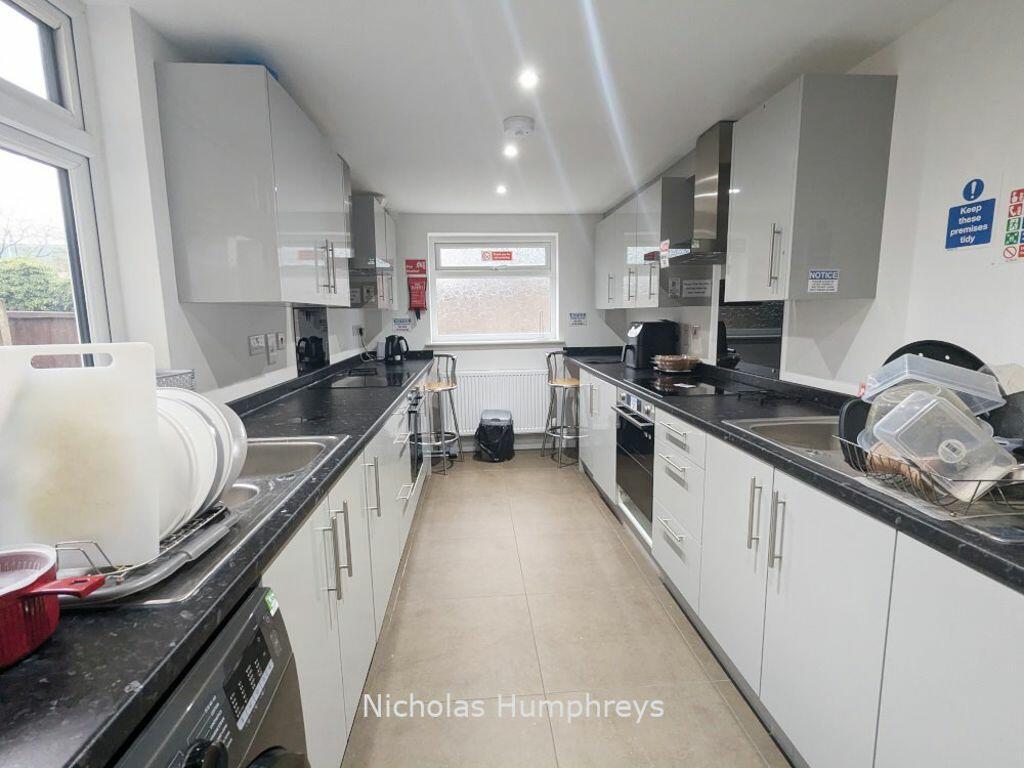 Additional image 8 of Comet Road