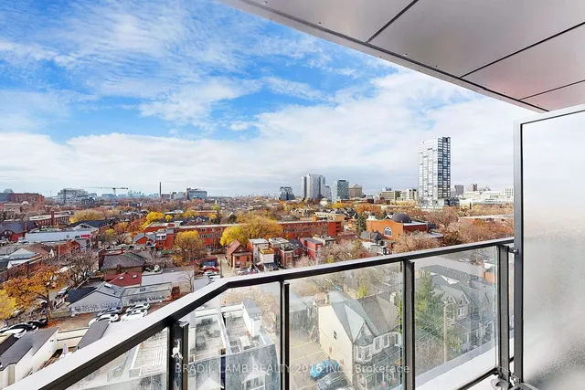 Additional image 22 of 195 McCaul St Unit 913