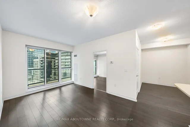 Additional image 15 of 39 Annie Craig Dr Unit 802