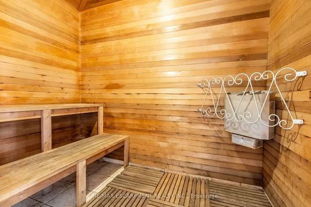 Additional image 27 of 2085 Appleby Line Unit 410