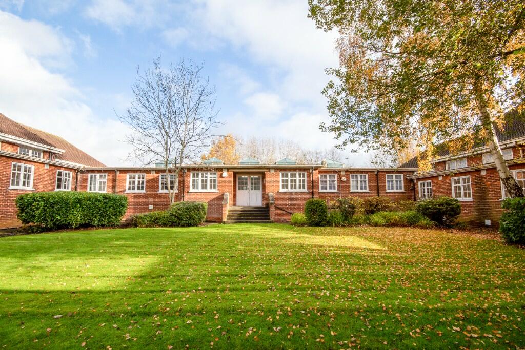 Additional image 21 of Alexander Road, St. Albans, Hertfordshire, AL2