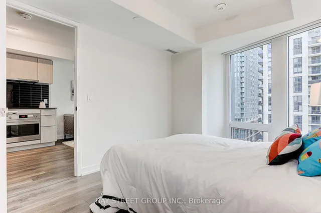 Additional image 26 of 60 Shuter St Unit 1503