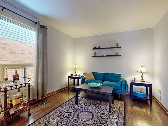 Additional image 33 of 8 Stephensen Crt