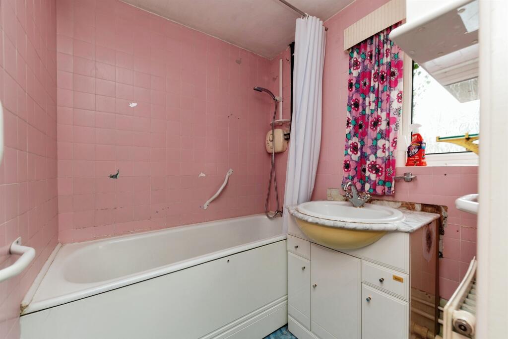 Additional image 13 of Burycroft, Welwyn Garden City