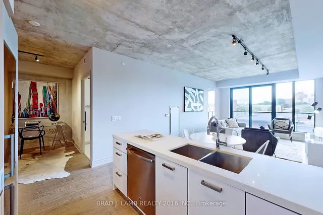 Additional image 9 of 608 Richmond St Unit 520