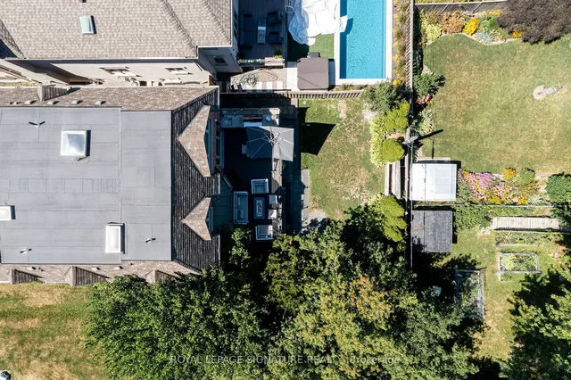 Additional image 37 of 522 Melrose Ave