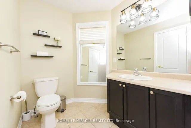 Additional image 31 of 2 October Pl