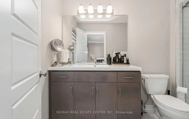 Additional image 26 of 949 logan Dr