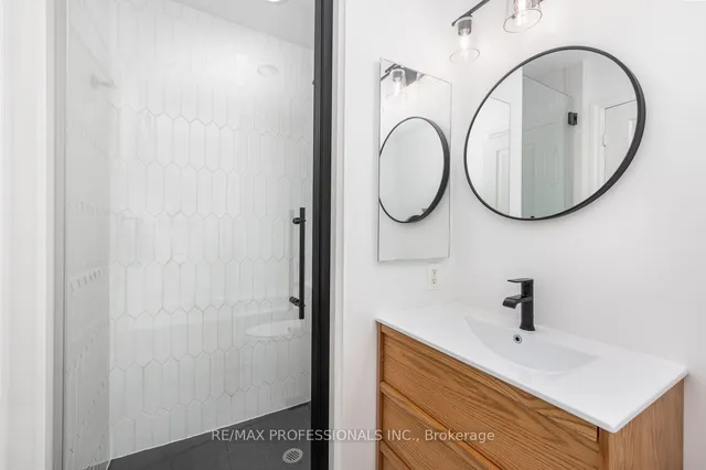 Additional image 18 of 58 Marine Parade Dr Unit 710