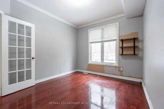 Additional image 15 of 15 Hellyer Ave