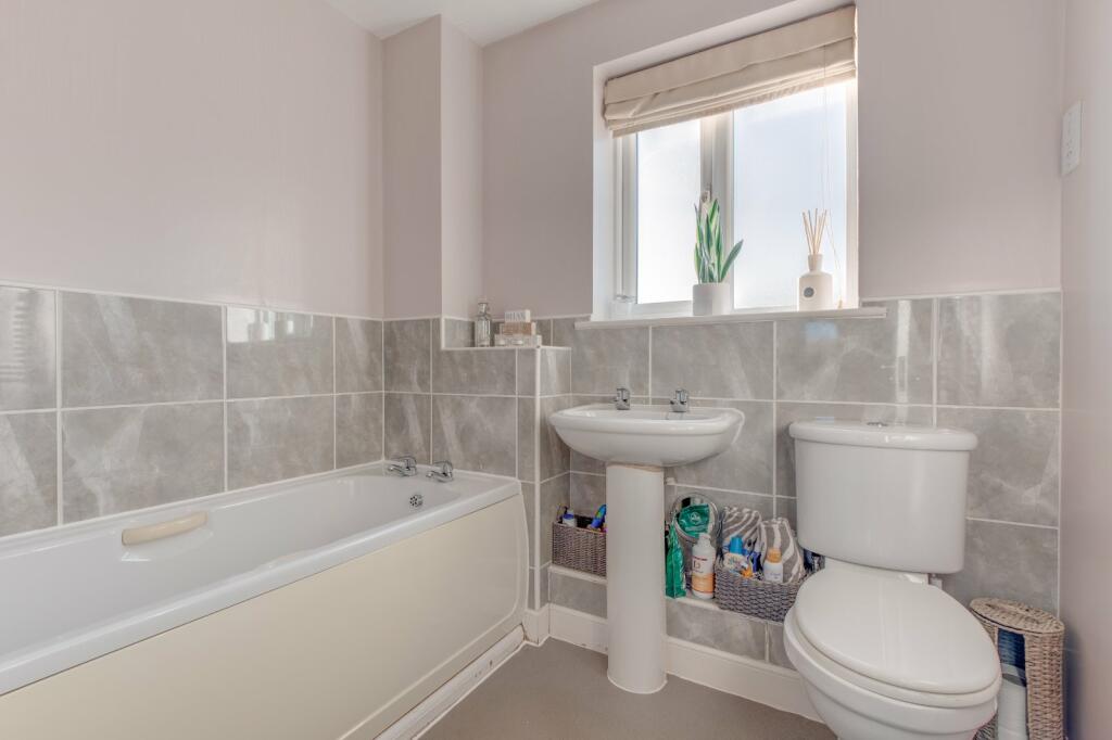 Additional image 13 of Hedgerow Close, Greenlands, Redditch, Worcestershire, B98