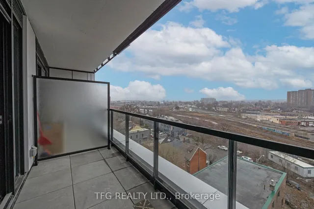 Additional image 27 of 2720 Dundas St Unit 810