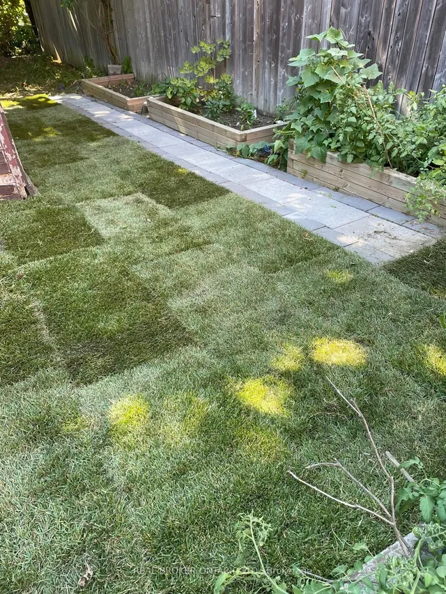 Additional image 34 of 24 Heale Ave