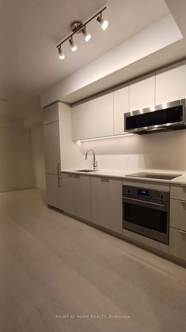 Additional image 4 of 308 JARVIS St Unit 516