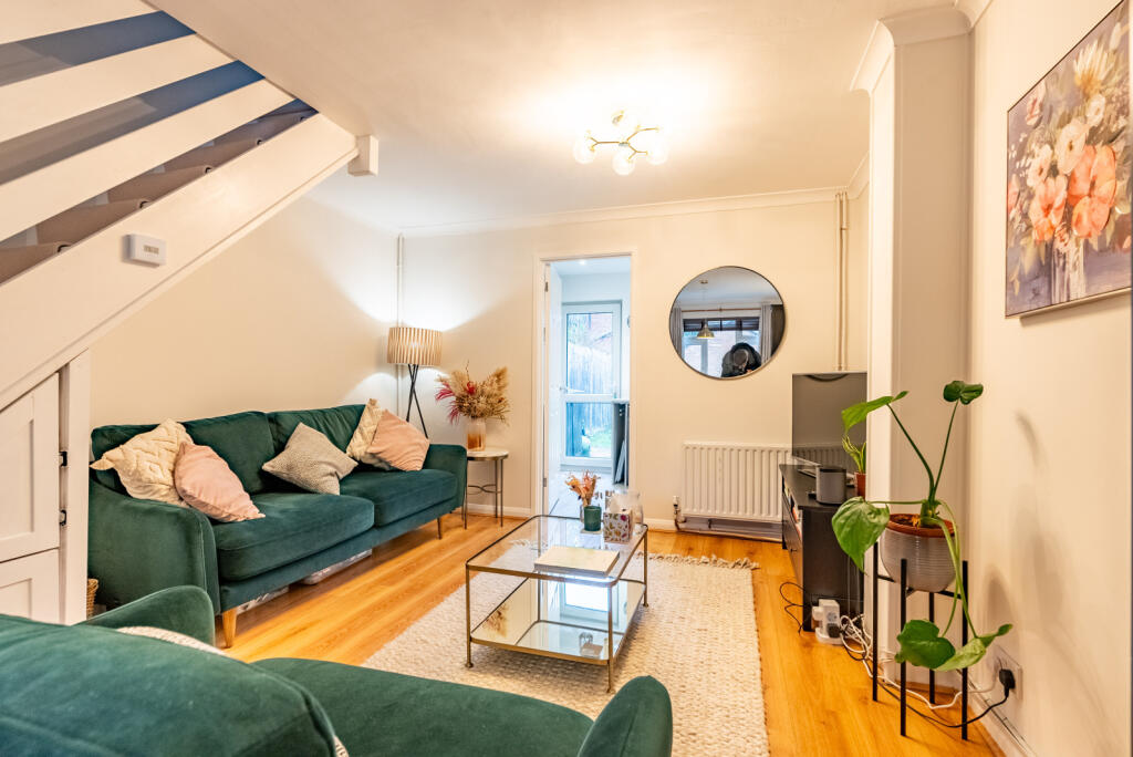 Additional image 2 of The Leys, St. Albans, Hertfordshire, AL4