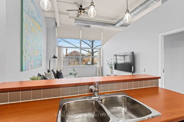 Additional image 7 of 1001 Roselawn Ave Unit 112