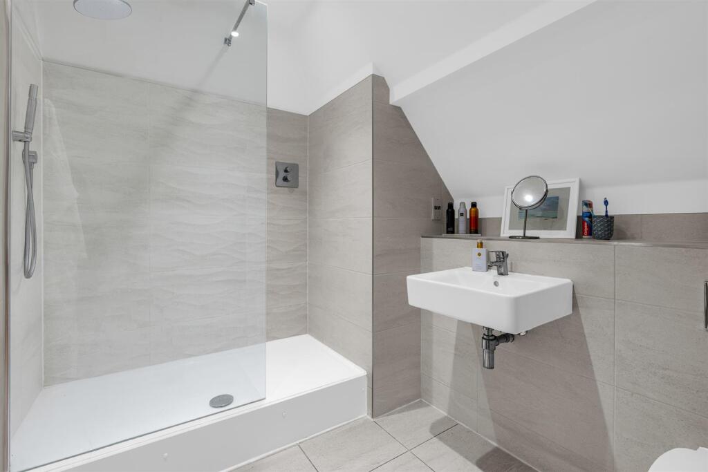 Additional image 16 of Butterwick Way, Welwyn