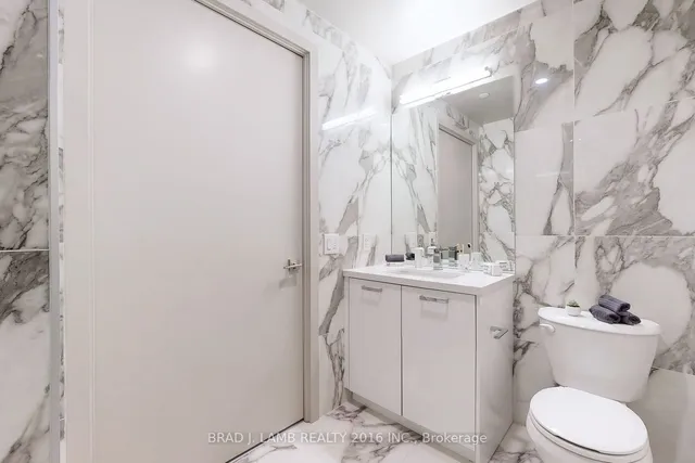 Additional image 19 of 195 McCaul St Unit 1014