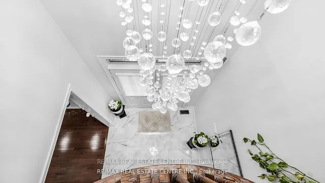 Additional image 18 of 1 Sage Meadow Cres