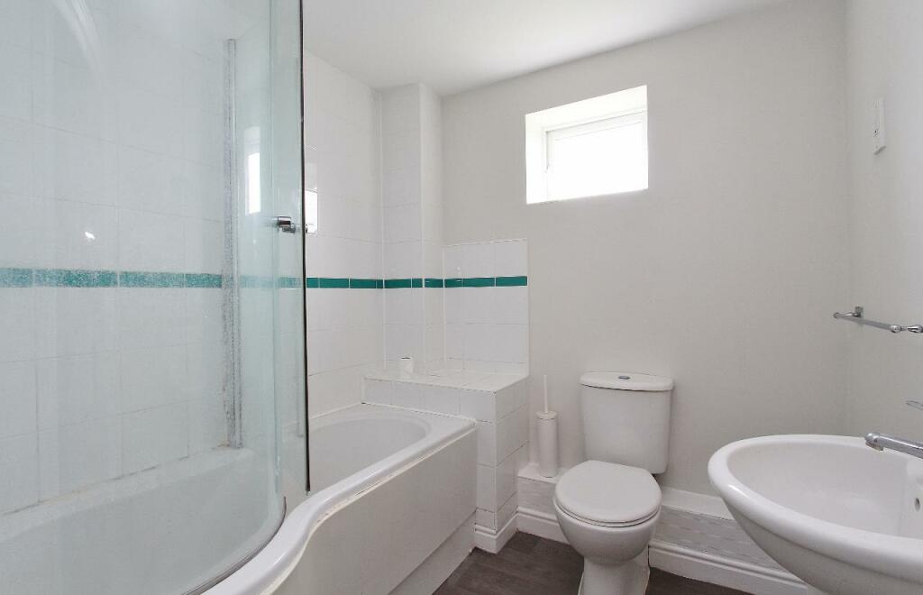 Additional image 7 of 8 Albany Court, Albany Road, Bath